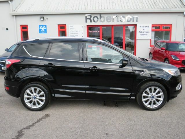 Ford Kuga 2.0Tdci 180 Vignale 4X4 CE67JTY Blue #2