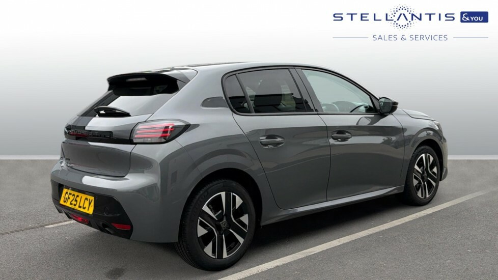 Peugeot 208 1.2 Puretech Allure Hatchback Eu GF25LCY  #3