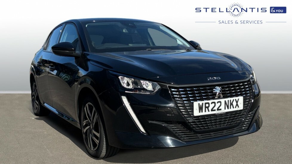 Peugeot 208 1.2 Puretech Allure Premium Hatchback M 