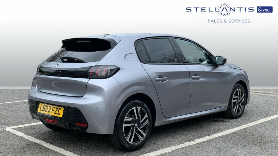 Peugeot 208 1.2 Puretech Allure Premium Hatchback LB23FZC  #3