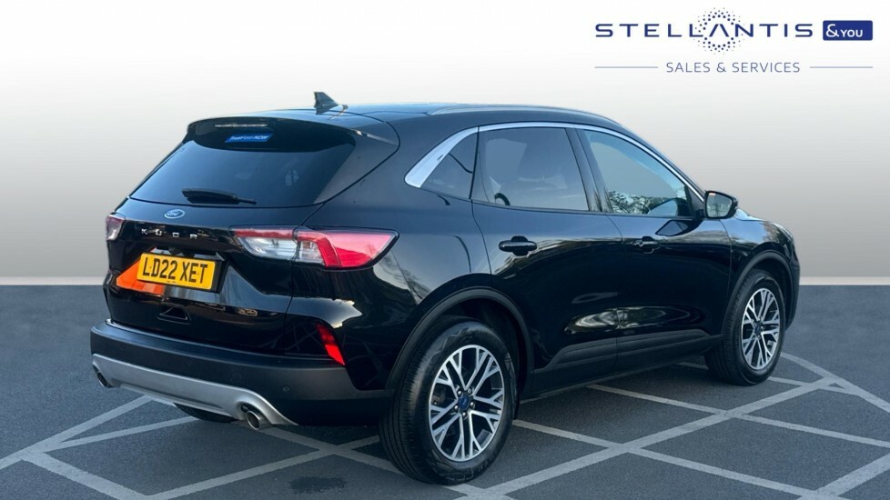 Ford Kuga 1.5T Ecoboost Titanium Edition Suv Manu LD22XET #3