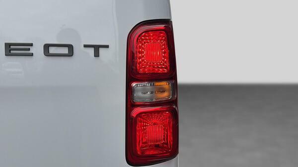 Peugeot Expert 2.0 Bluehdi Professional Long Panel Van 6Dr GP25BOV #4