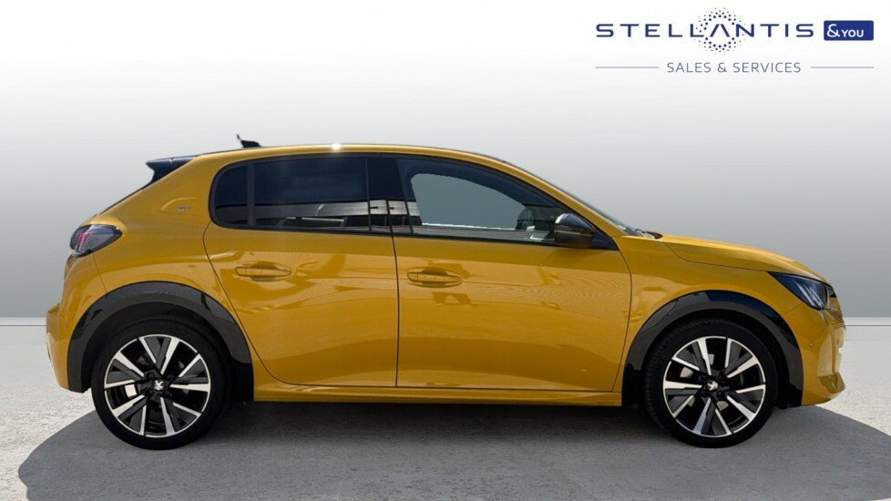 Peugeot 208 1.2 Puretech Gt Hatchback Euro 6 GJ72CNN  #2