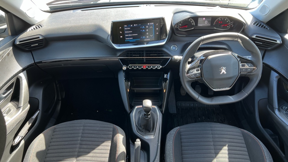 Peugeot 2008 1.2 Puretech Active Premium Suv Manua MW72FET #4