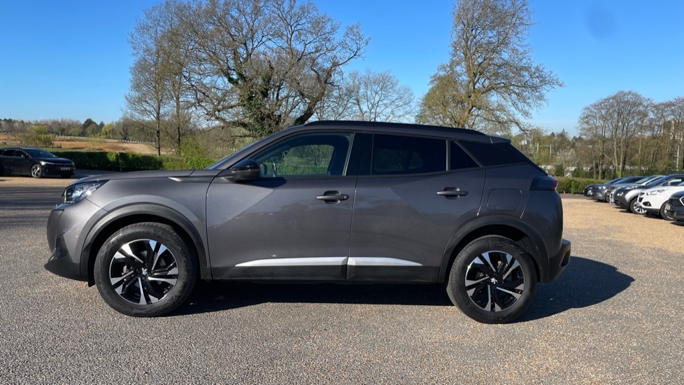 Peugeot 2008 1.2 Puretech Allure Premium Suv Manua EO23GHN #6