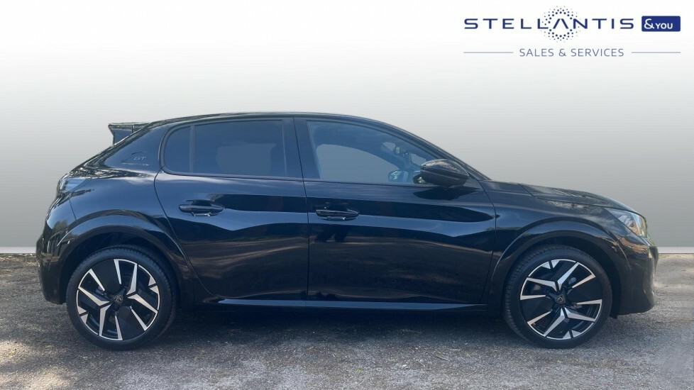 Peugeot 208 1.2 Hybrid Gt Hatchback Hybrid E-dsc6 E  #2