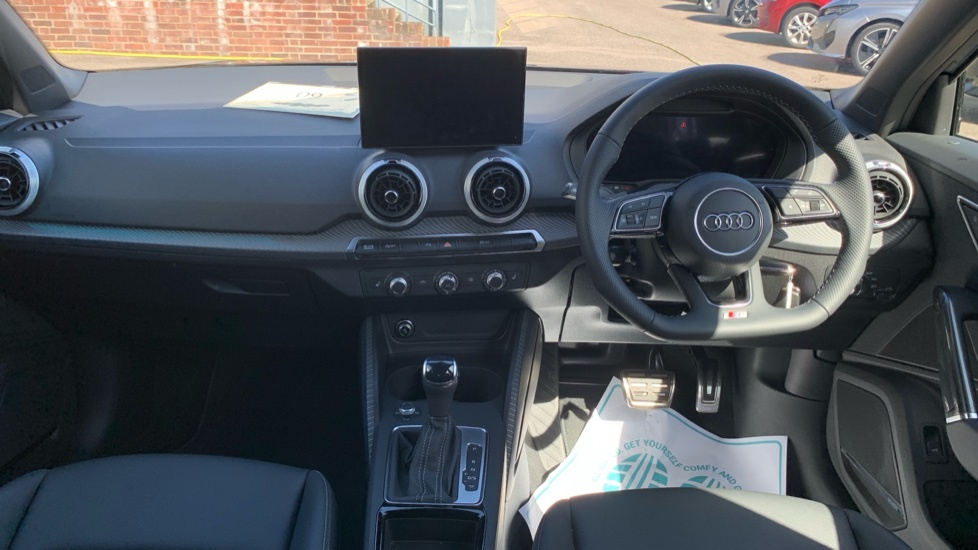 Audi Q2 1.5 Tfsi Cod 35 Black Edition Suv S Tro GV75LKE #4