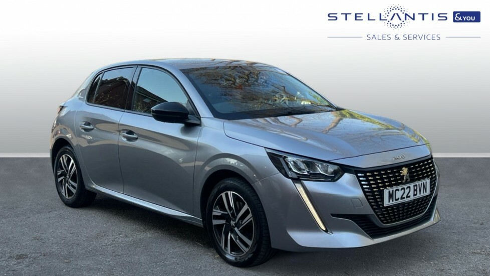 Peugeot 208 1.2 Puretech Allure Premium Hatchback M 
