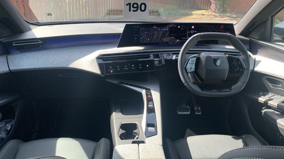 Peugeot 3008 73Kwh Gt Suv 210 Ps KS25DXU  #4