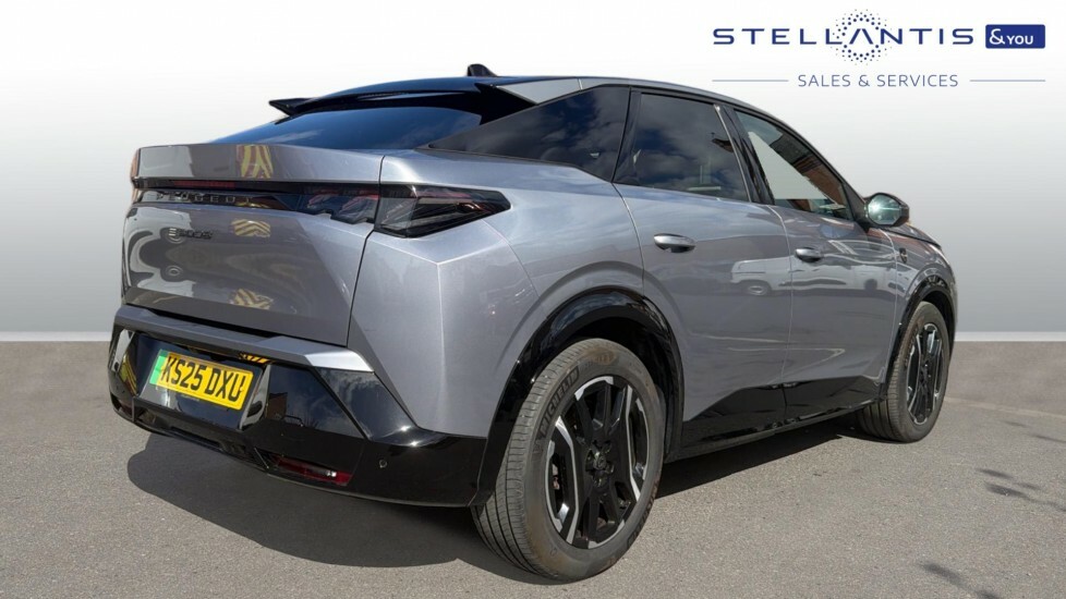 Peugeot 3008 73Kwh Gt Suv 210 Ps KS25DXU  #3