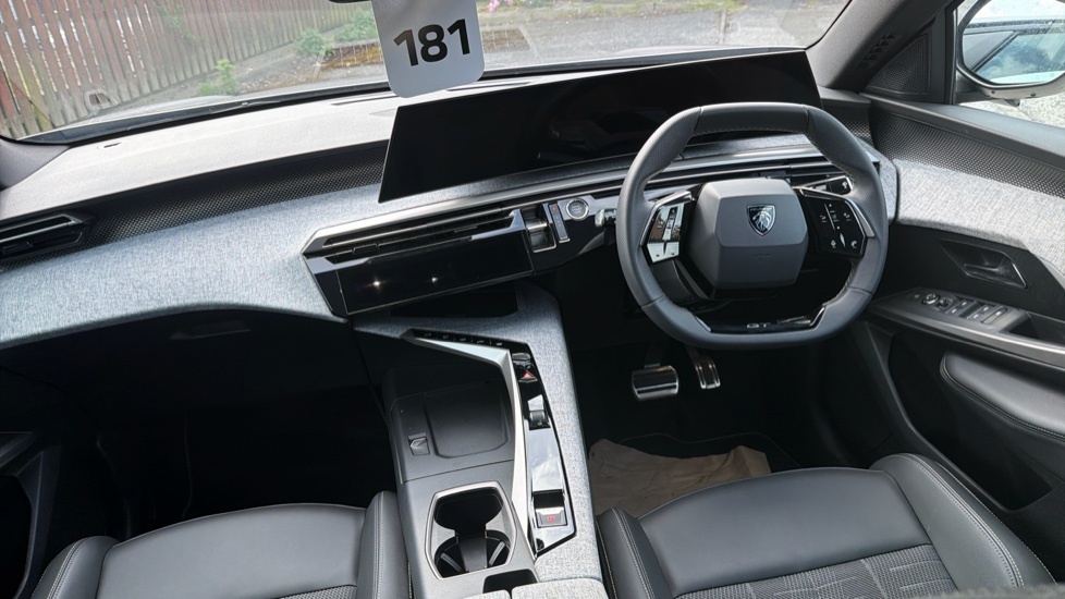 Peugeot 3008 73Kwh Gt Suv 210 Ps KS25OPA  #4