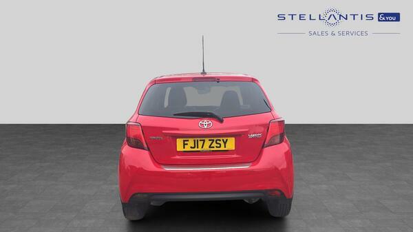Toyota Yaris 1.0 Vvt-i Icon Hatchback Euro 6  #4