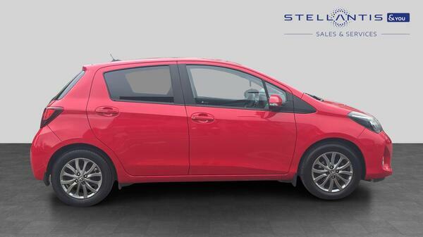 Toyota Yaris 1.0 Vvt-i Icon Hatchback Euro 6  #2