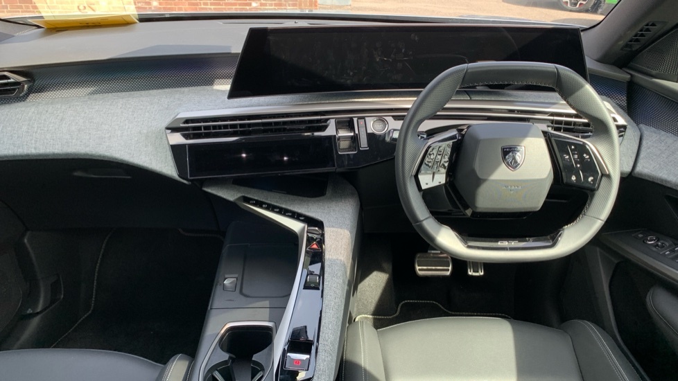 Peugeot 3008 73Kwh Gt Suv 210 Ps KS25OOU  #4