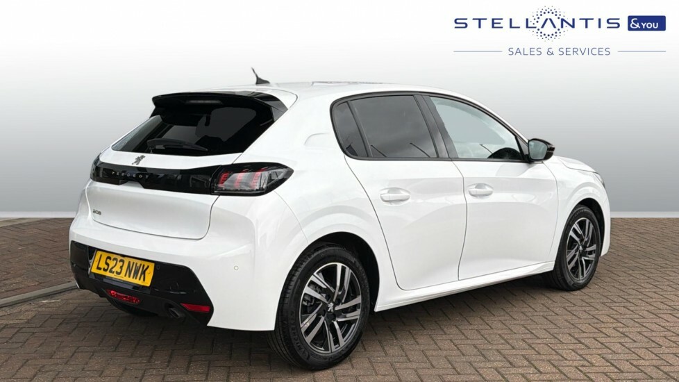 Peugeot 208 1.2 Puretech Allure Premium Hatchback LS23NWK  #3