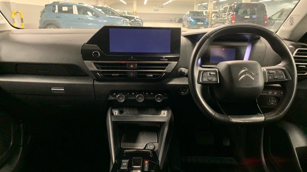 Citroen e-C4 50Kwh E-series Hatchback 7.4Kw YO24EWT  #4