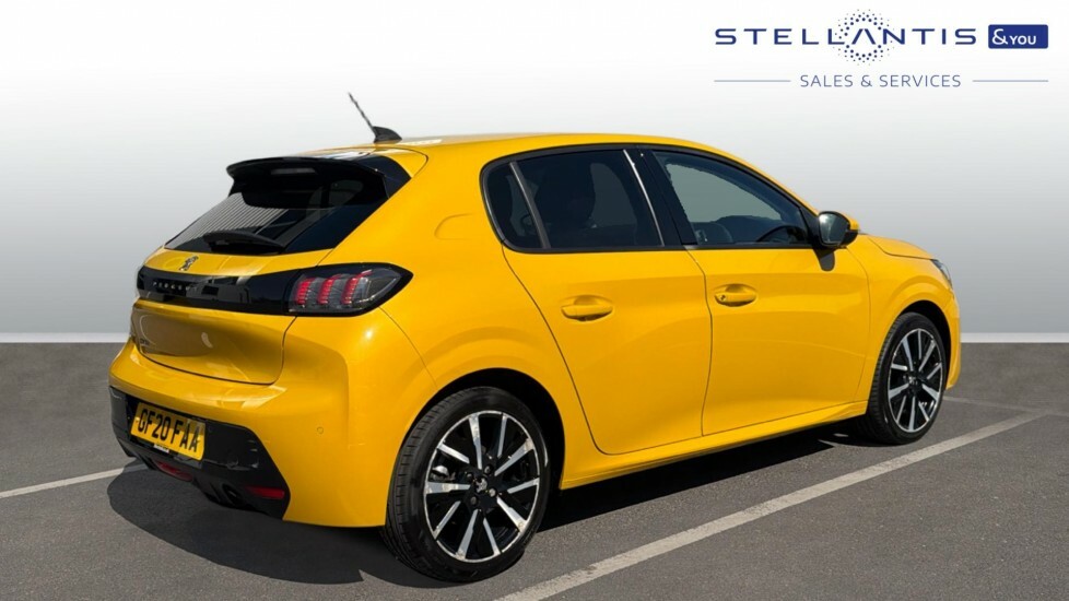 Peugeot 208 1.2 Puretech Allure Hatchback Eu GF20FAA Yellow #3
