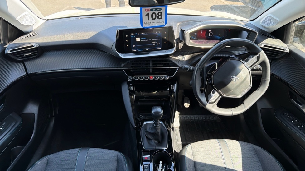Peugeot 208 1.2 Puretech Allure Premium Hatchback M GJ22AHY  #4