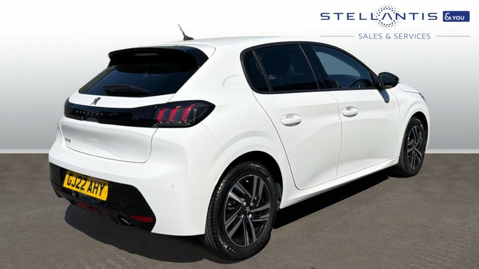 Peugeot 208 1.2 Puretech Allure Premium Hatchback M GJ22AHY  #3