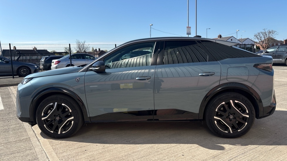 Peugeot 3008 73Kwh Gt Suv 210 Ps KS25EAW  #6