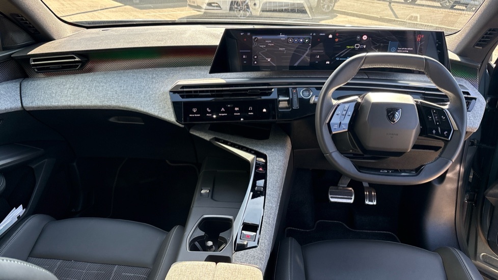 Peugeot 3008 73Kwh Gt Suv 210 Ps KS25EAW  #4
