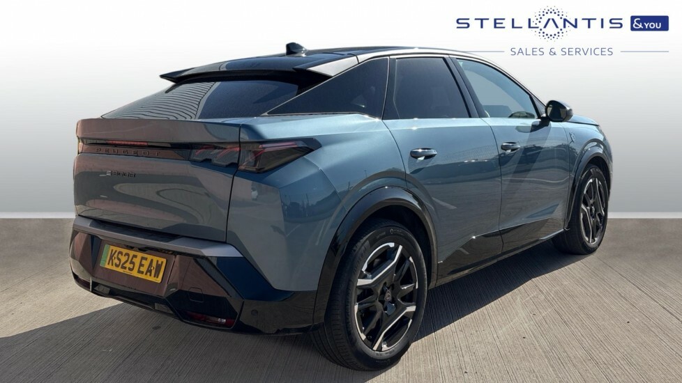 Peugeot 3008 73Kwh Gt Suv 210 Ps KS25EAW  #3