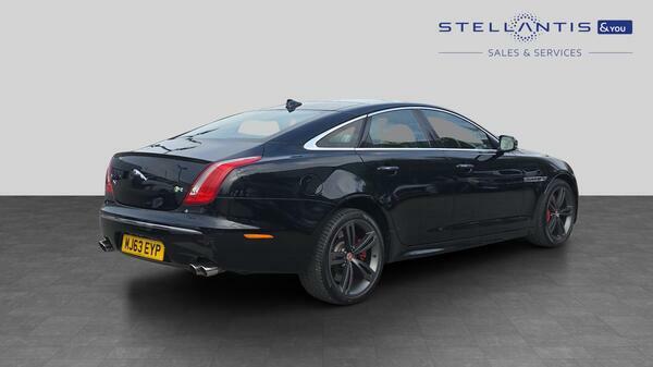 Jaguar XJR V8 Black #3