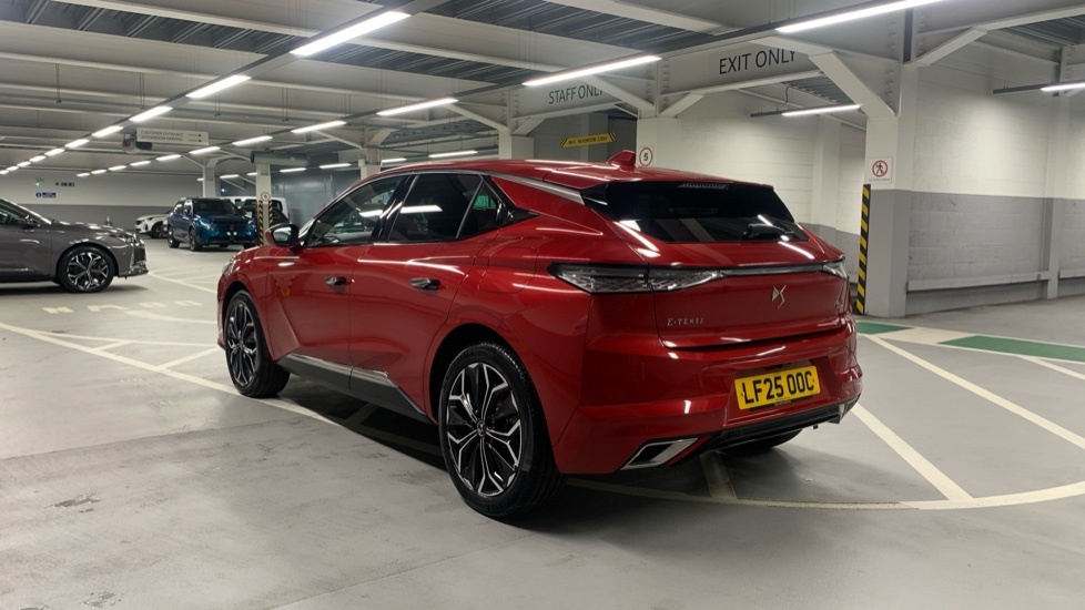 DS DS 4 1.6 E-tense 12.4Kwh Rivoli Hatchback Pl #5