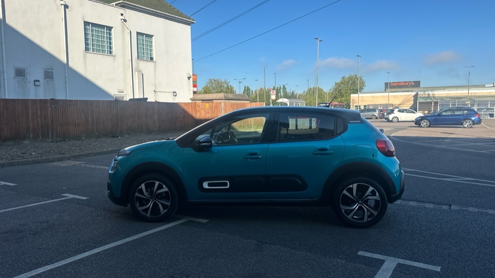 Citroen C3 1.2 Puretech Shine Plus Hatchback Manua LV22MLY #6