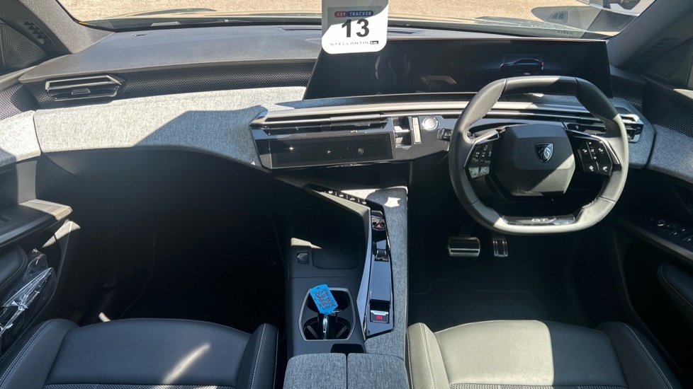 Peugeot 3008 73Kwh Gt Suv 210 Ps KM25UNR  #4