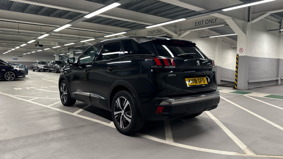Peugeot 3008 1.2 Puretech Allure Suv Euro 6 KV18GFO  #5