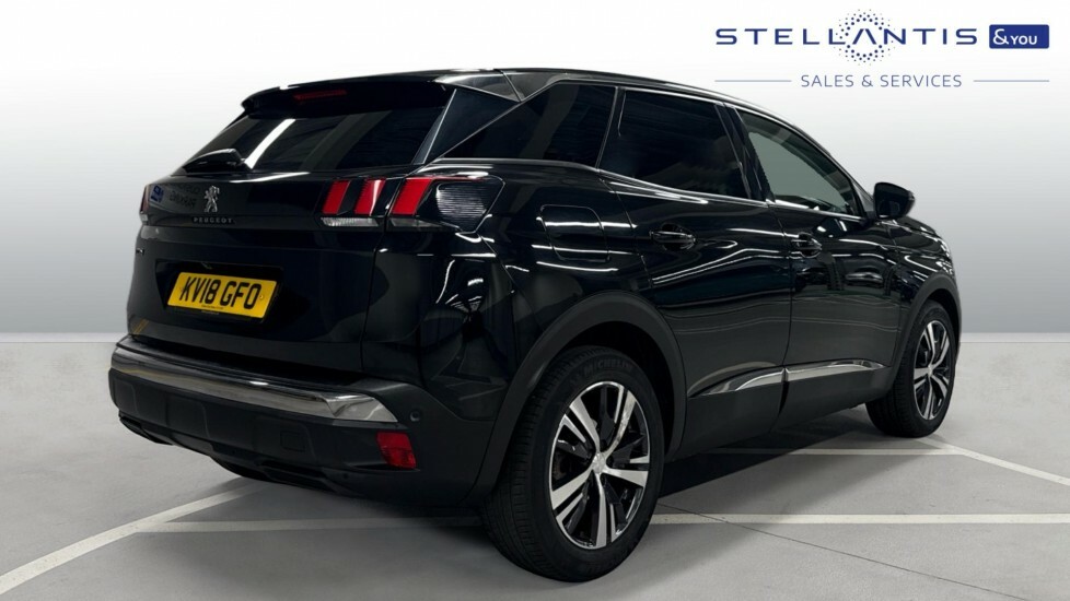 Peugeot 3008 1.2 Puretech Allure Suv Euro 6 KV18GFO  #3