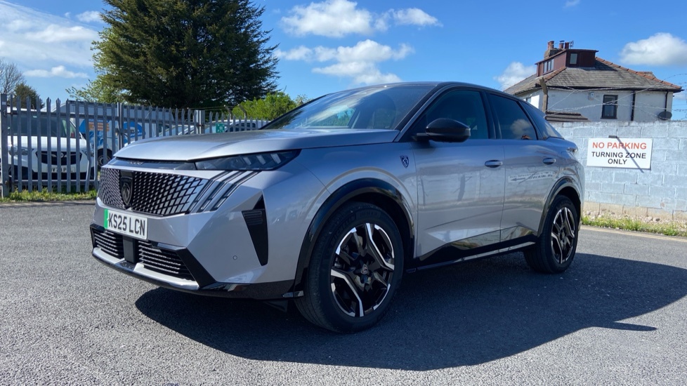 Peugeot 3008 73Kwh Gt Suv 210 Ps KS25LCN  #5