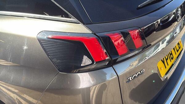 Peugeot 3008 1.2 Puretech Allure Suv Euro 6 YP18YLB  #5