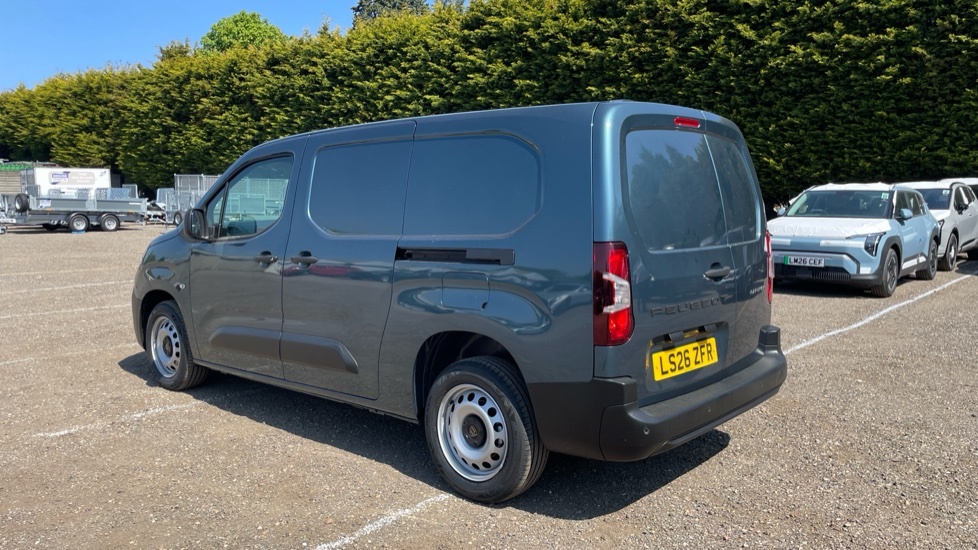 Peugeot Partner 1.5 Professional Plus Panel Van 6Dr LS26ZFR  #5
