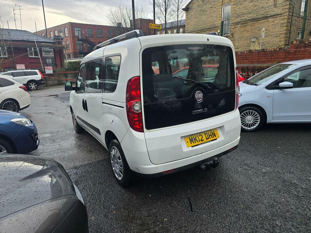Fiat Doblo 1.9 Multijet Active Red #6