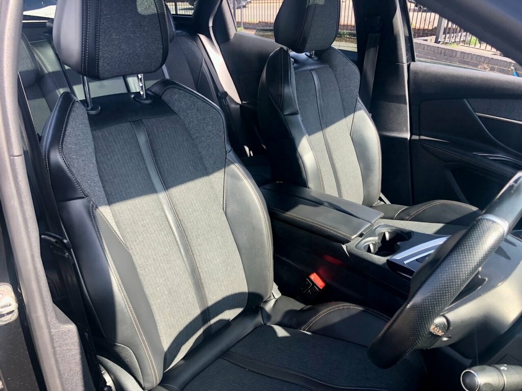 Peugeot 3008 1.5L Gt Line Premium PK68EPZ Black #5