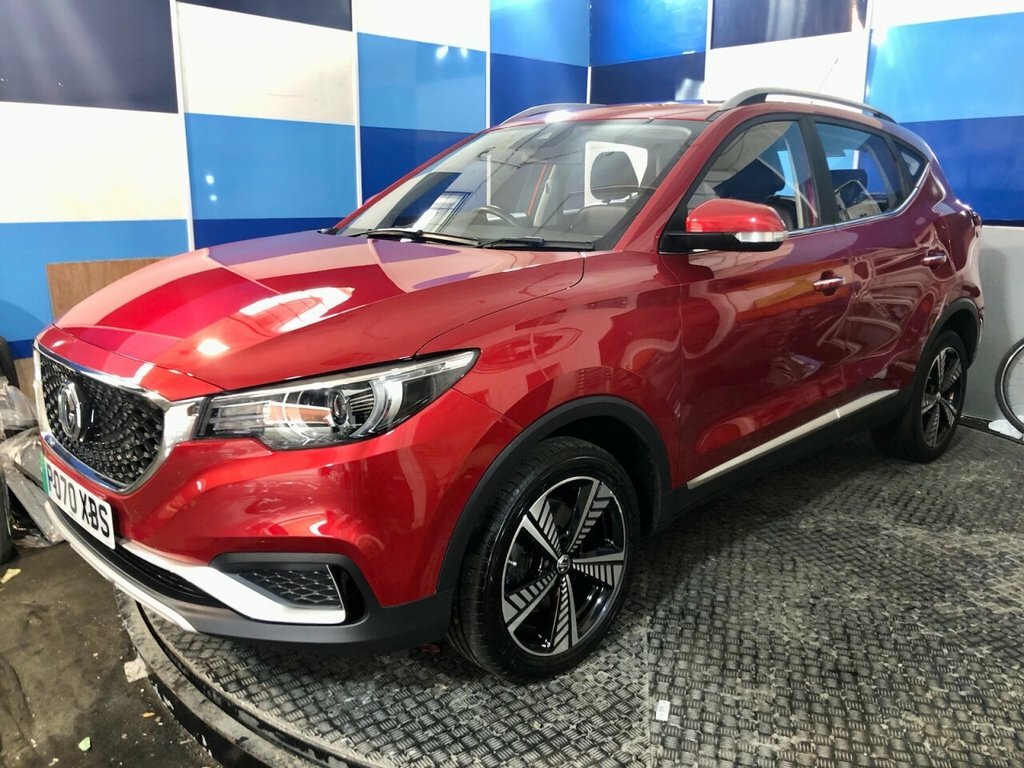 MG ZS Suv Red
