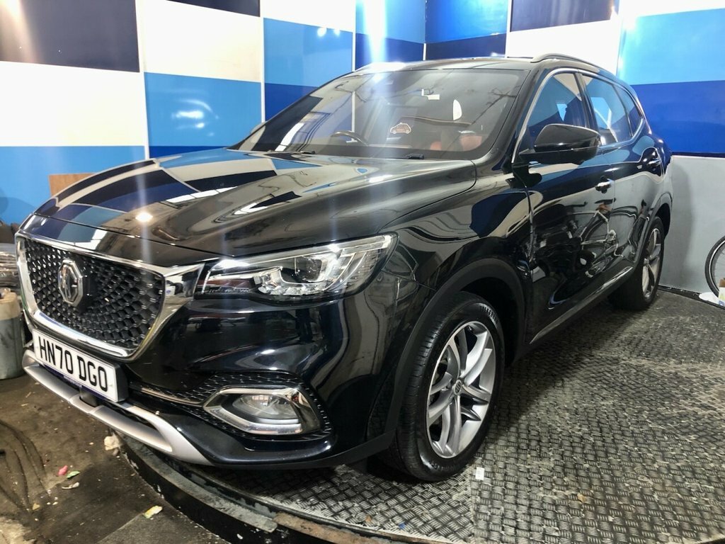 MG HS 1.5L Exclusive Black