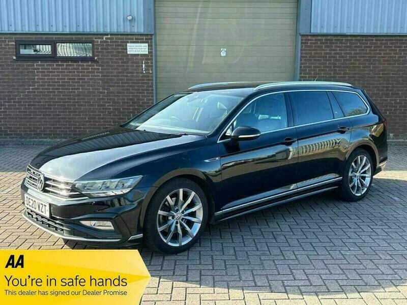 Volkswagen Passat 2.0 Tdi Evo R-line DE20WZT Black #3