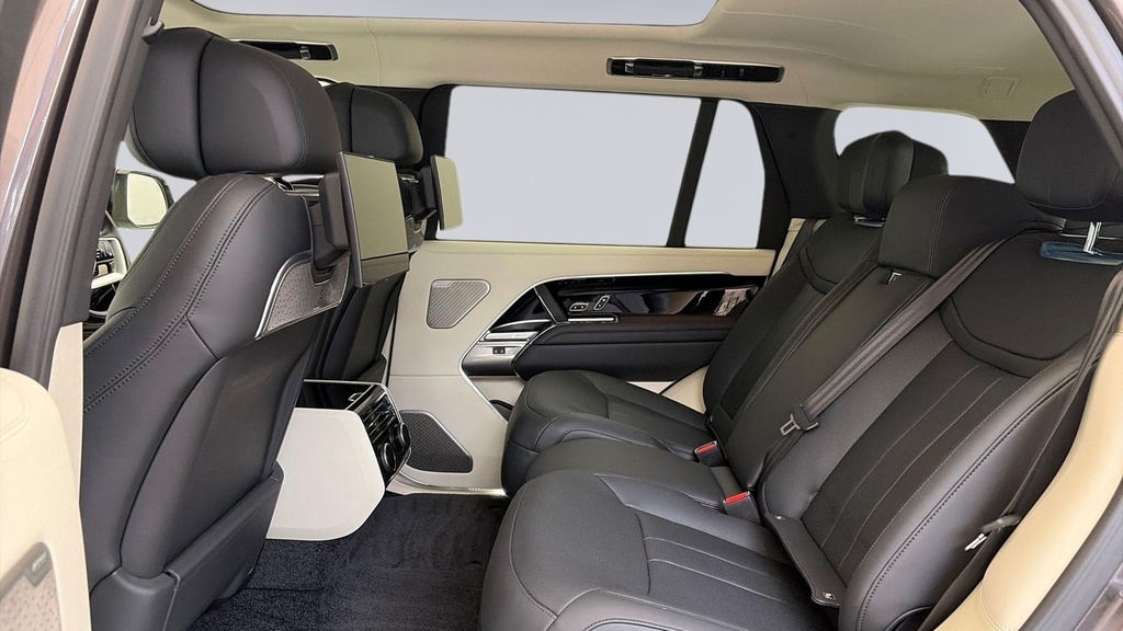Land Rover Range Rover P400 #3