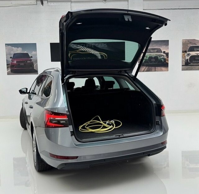 Skoda Superb Tsi Iv 13Kwh Se KY70UHA Grey #5