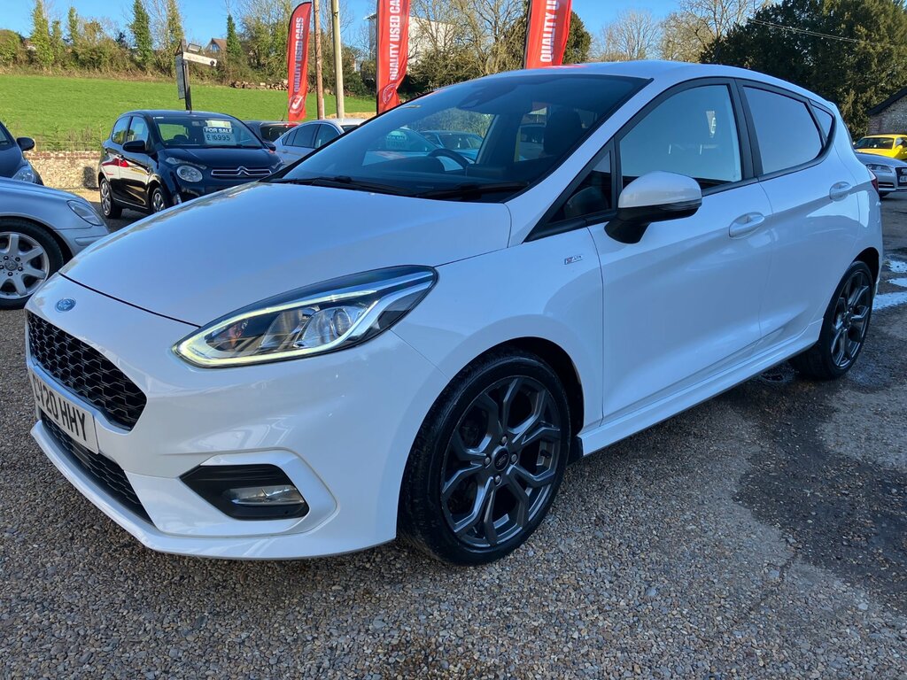 Ford Fiesta 1.0 St-line. Sporty 1St Car. White. 5Dr. Low Mi White