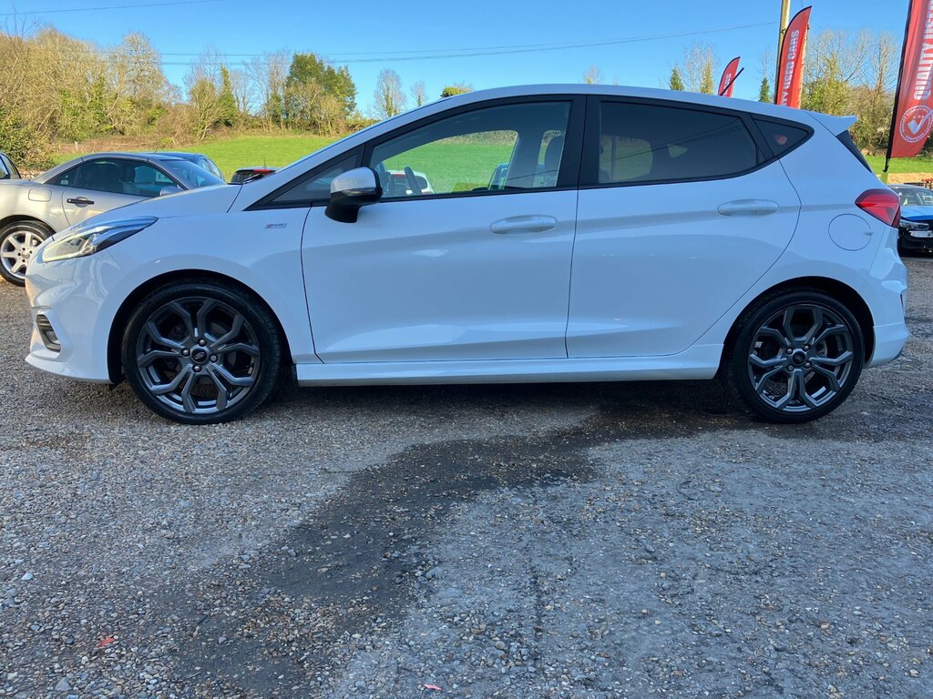 Ford Fiesta 1.0 St-line. Sporty 1St Car. White. 5Dr. Low Mi CV20HHY White #6