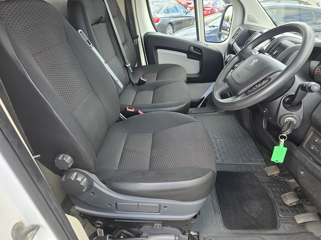 Peugeot Boxer Bluehdi 335 CN17EVK White #3