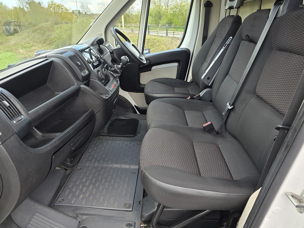 Peugeot Boxer Bluehdi 335 CN17EVK White #4