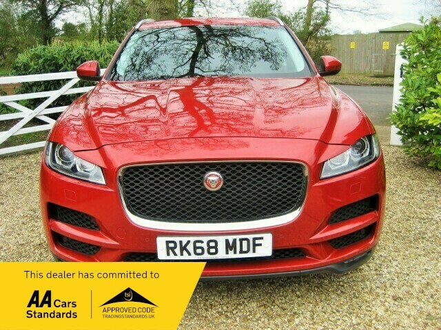 Jaguar F-Pace 2.0I T250 Portfolio Awd Red