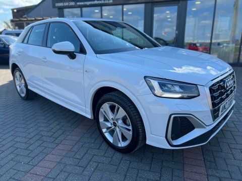 Audi Q2 1.5 Tfsi S AMZ7320 White #4