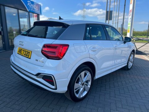 Audi Q2 1.5 Tfsi S AMZ7320 White #6