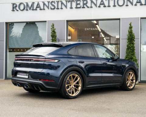 Porsche Cayenne Turbo E-hybrid Coupe   #4